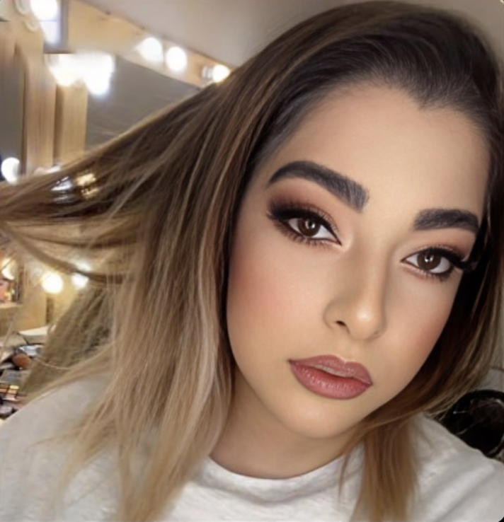 Parnia Shad Bojar Kenari